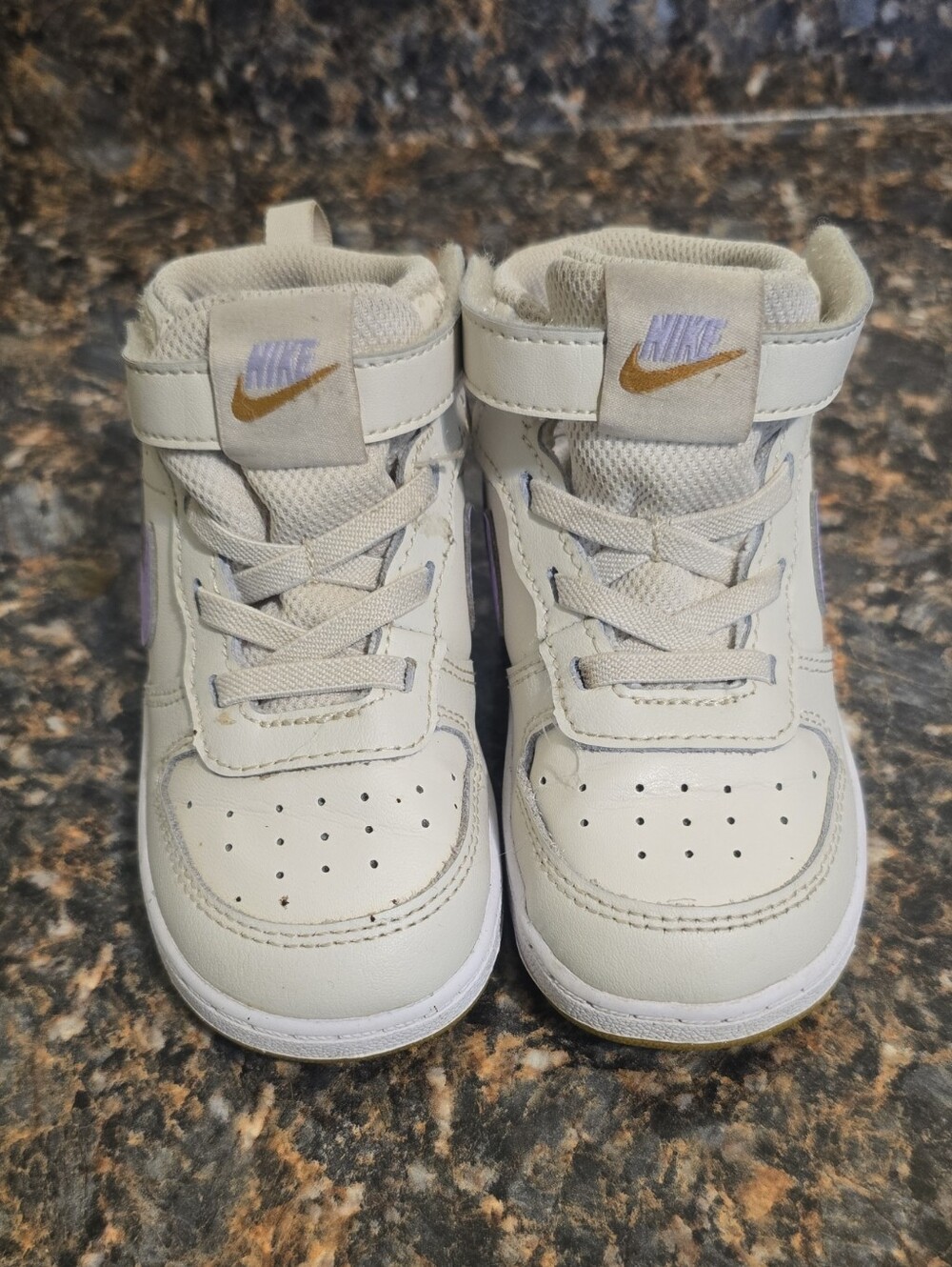 Nike Kids White High-Top Sneakers with Light Purple and Gold Swoosh